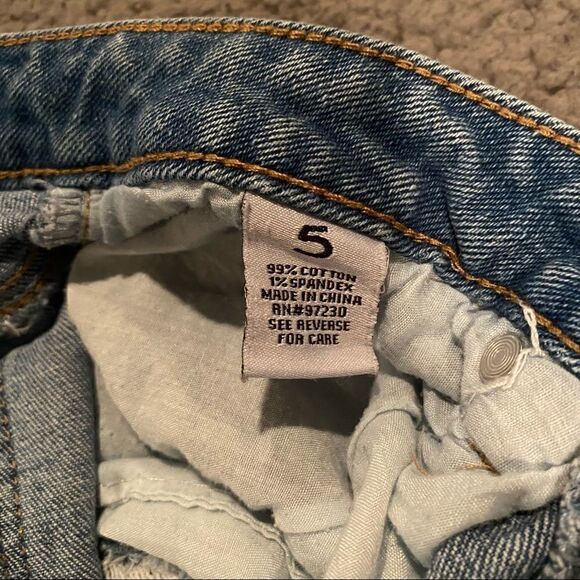 Almost Famous Jean Shorts - Picture 3 of 12